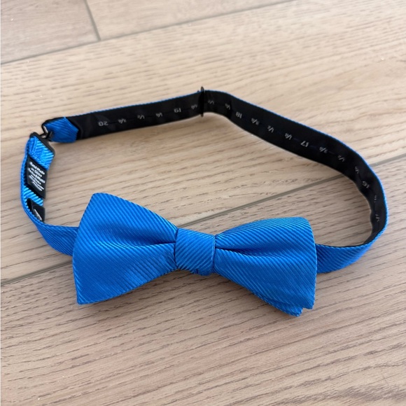Apt. 9 Other - Apt. 9 Adjustable Vibrant Blue Bow Tie